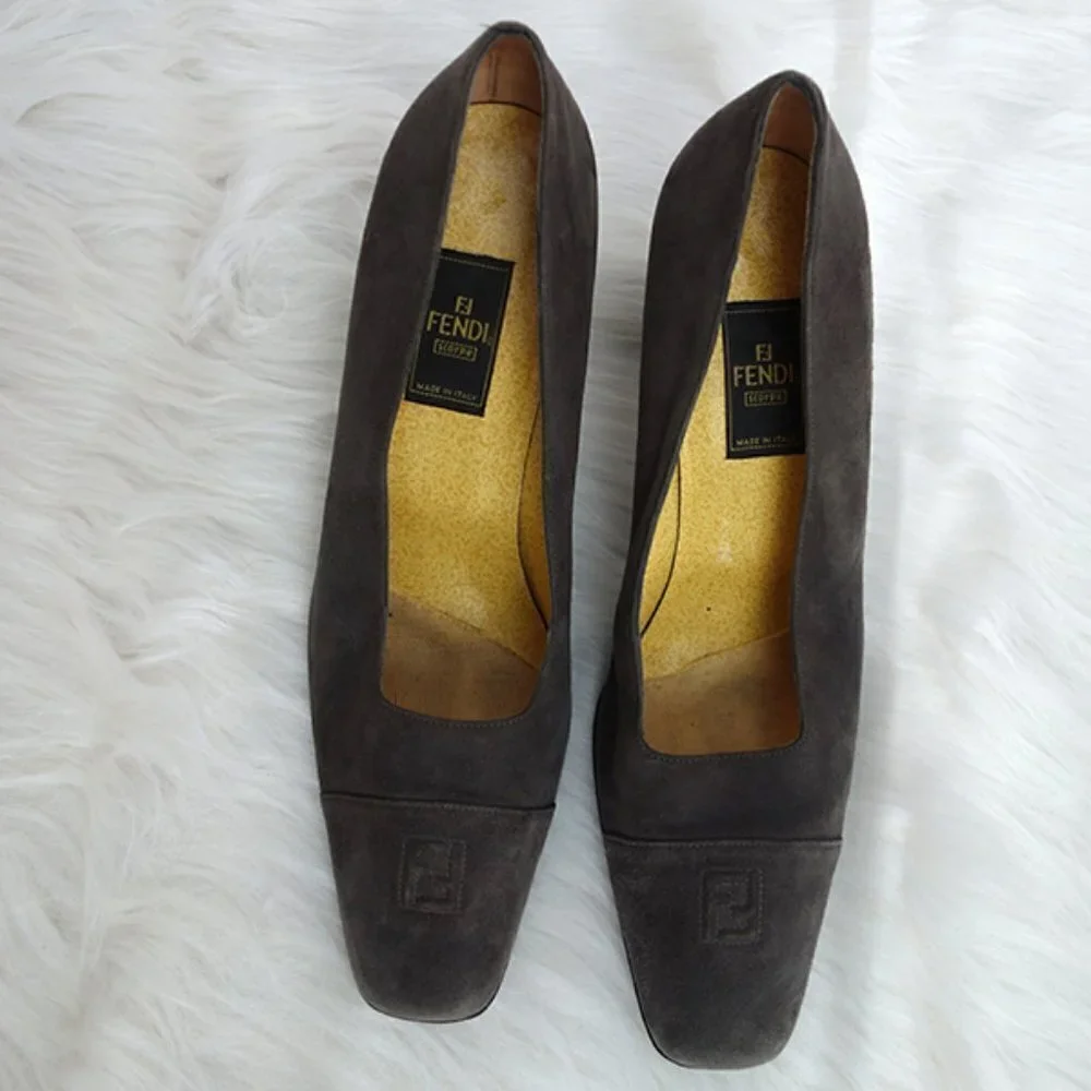 Authentic FENDI Vintage SCARPE Pumps Brown SUEDE Leather Stacked HEELS w/ LOGO! - Picture 8 of 11